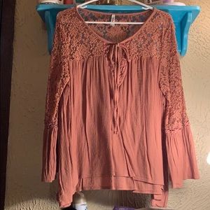 Long Sleeve Bellbottom top